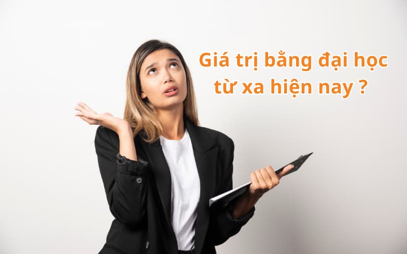 Giá trị bằng đại học từ xa hiện nay: Nên học hay không?